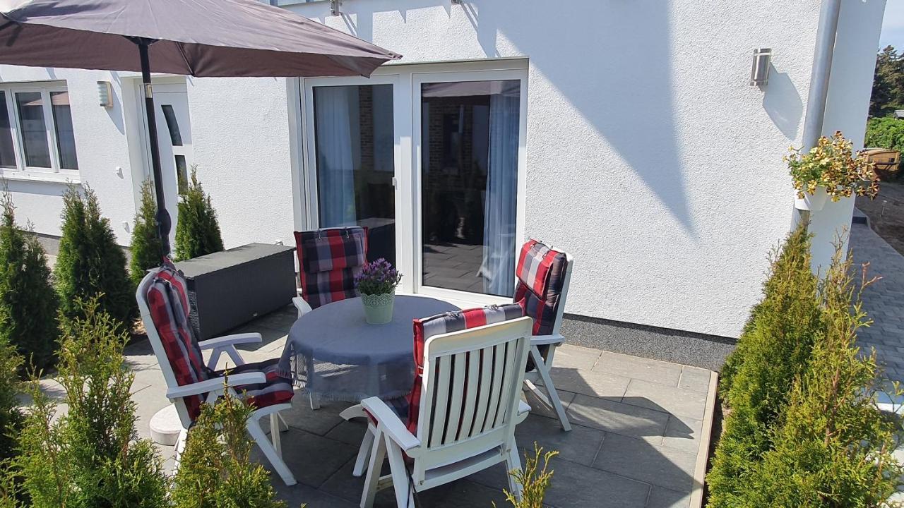 Ferienwohnungen "Godewind", Appartements Mit Balkon Oder Terrasse زينوويتز المظهر الخارجي الصورة