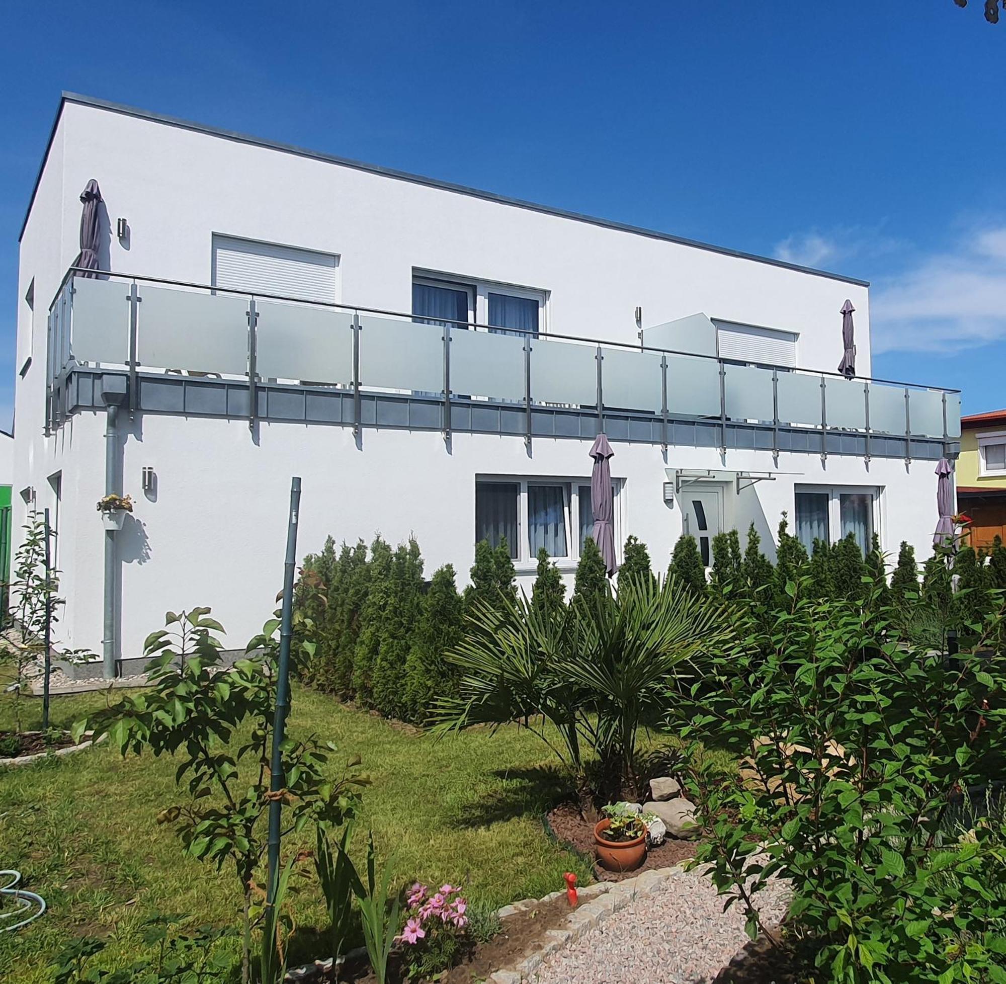 Ferienwohnungen "Godewind", Appartements Mit Balkon Oder Terrasse زينوويتز المظهر الخارجي الصورة